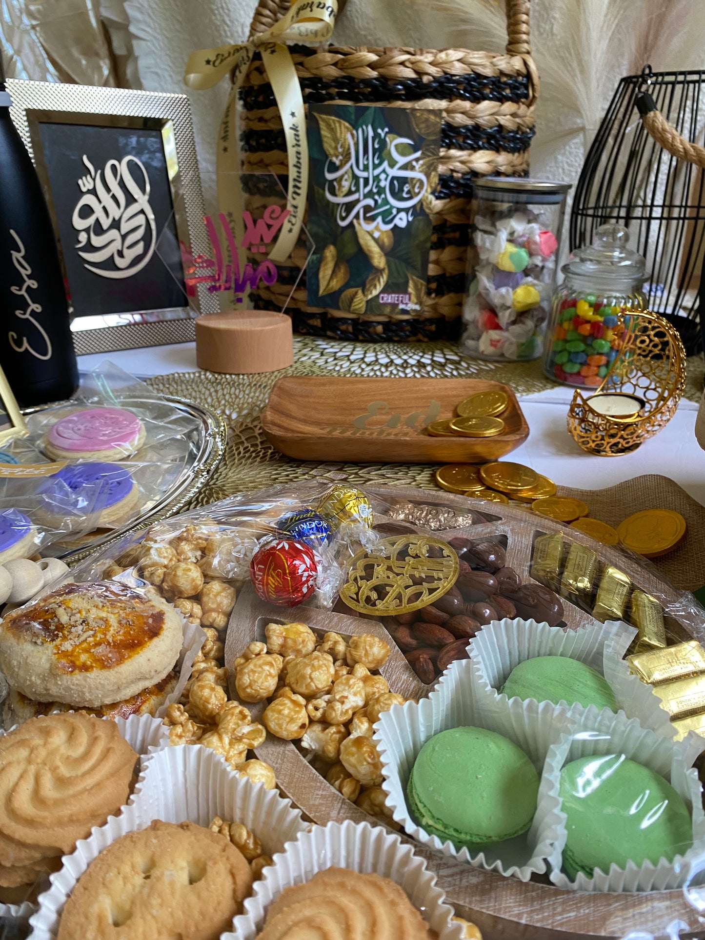 Eid-ible board